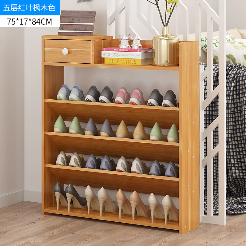 El estante de zapatos es estrecho y simple, y el armario de zapatos en la puerta contiene un estante de zapatos de varios pisos y gran capacidad en el interior del hogar.