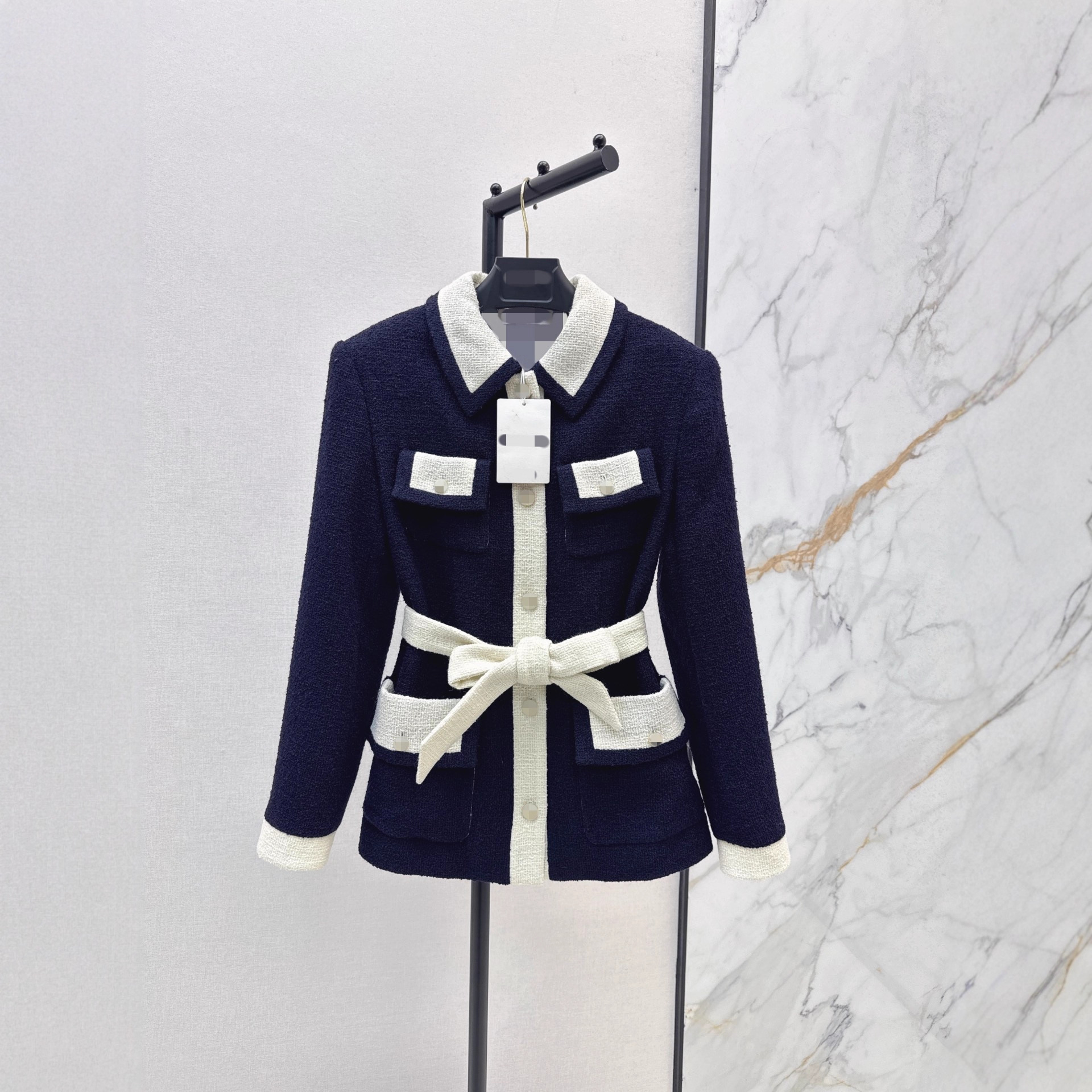 名媛气质小香风新款单排扣海军蓝系带收腰显瘦撞色翻领羊毛呢外套