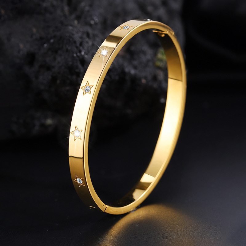 Pulsera de acero de titanio, estrella de cinco puntas, pulsera de acero inoxidable con diamantes, diseño de personalidad de alta calidad para niñas, pulsera de todo fósforo de estilo ins