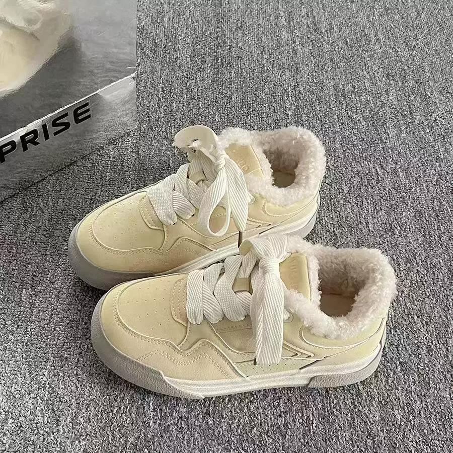 Взрывная плюшевая нишевая меховая обувь женская 2024 новая зимняя дикая обувь на толстой подошве, спортивная хлопчатобумажная обувь