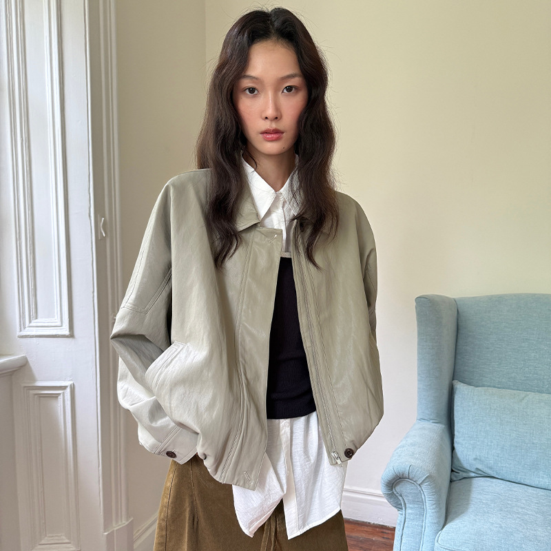 Korean Style Simple Textured Short Leather Jacket for Women 2025 Autumn New Women's Clothing Lapel Simple Top 5231