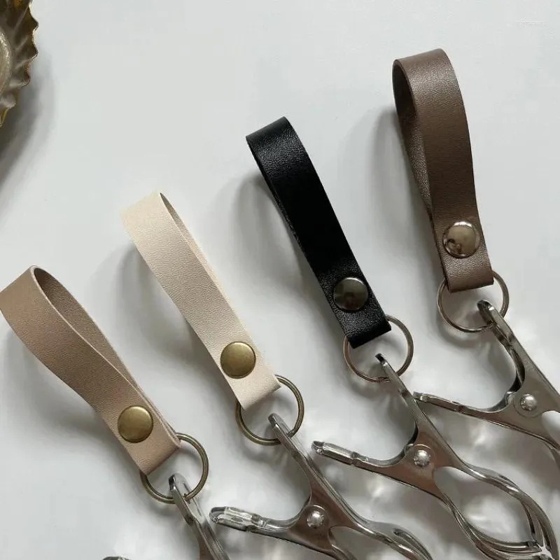 In stock baby stroller children's shoes storage hook outdoor convenient shoe clip dance shoes drying hook