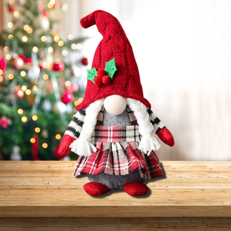 Decoraciones de Navidad transfronterizas hojas creativas adorables muñecas con sombrero decoraciones muñecas sin cara para ancianos