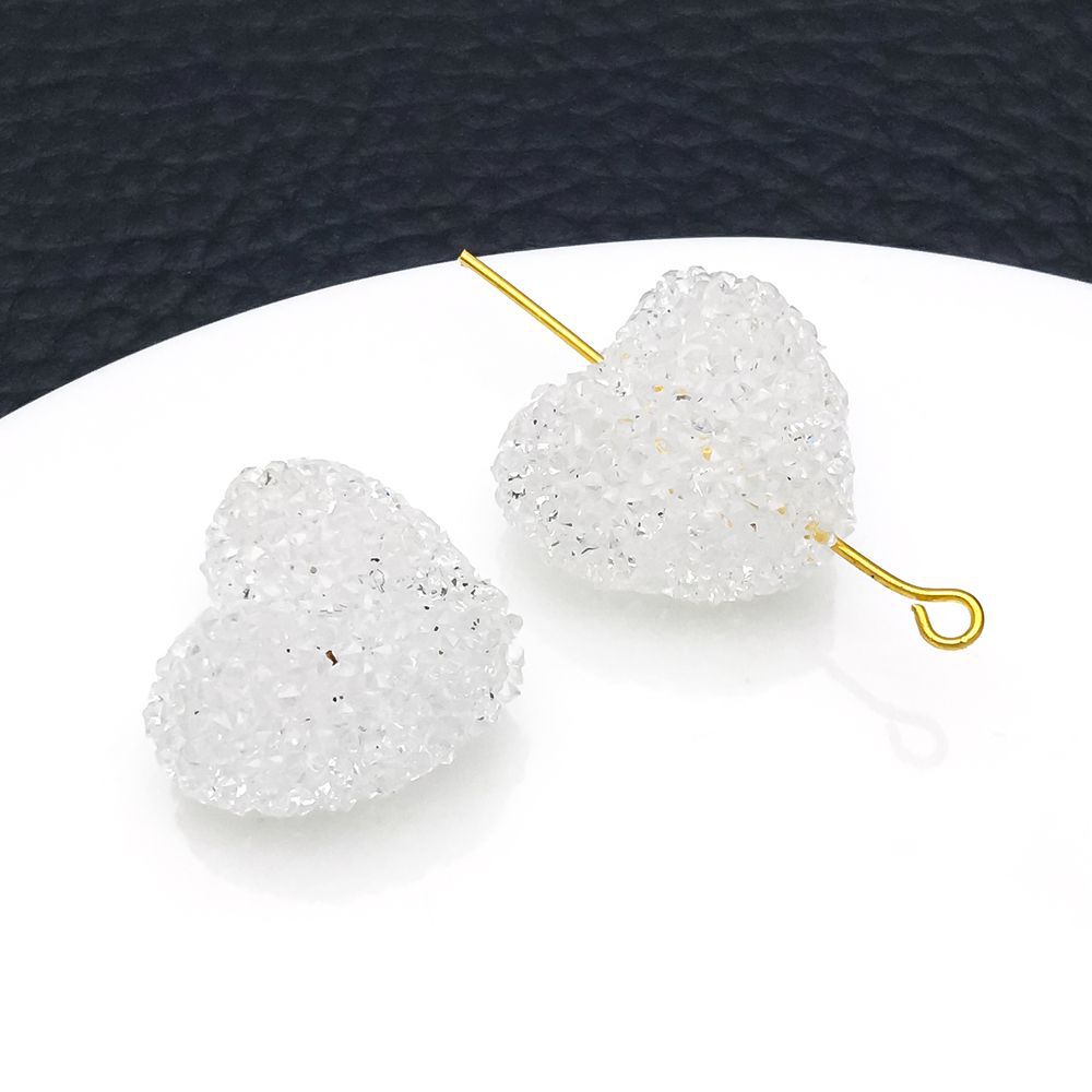 1 white transparent acrylic heart 17*19mm-2.8g-23735