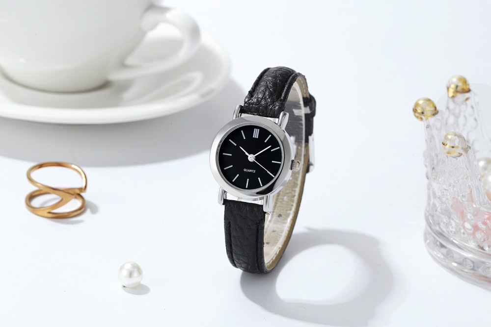 Pinduoduo Ny och Personlig Doftande Stil Student Dammode Enkel Liten Urtavla Bältesklocka_voghion.com