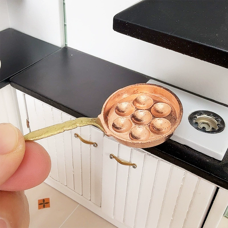 Doll house, small metal mini model, scale 1:12