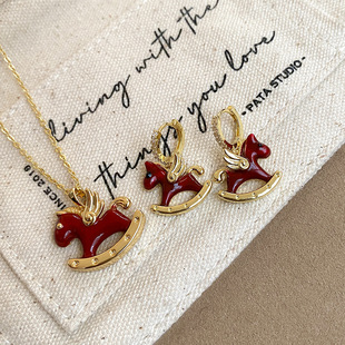 ����tɫ�ʯС�R���h�朱�������|�ٴ�������b�p��С���ƷŮ