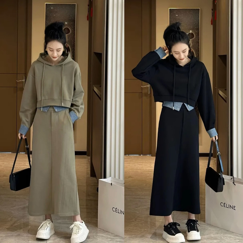 大きいサイズの婦人服の秋の衛衣のスーツの洋気は年齢を減らして太っています。|undefined