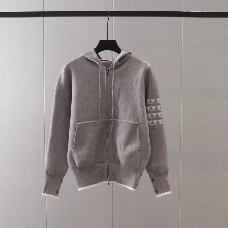Demi‑season knitted hooded jacket, long sleeve with drawstring, sizes S–L