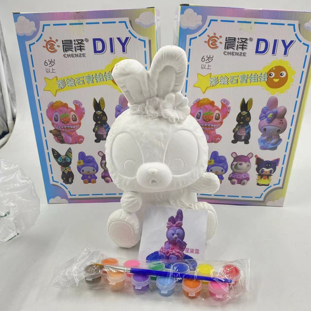 Niños de bricolaje para colorear yeso muñeca grande de dibujos animados para colorear alcancía hecho a mano creativo pintado al por mayor puesto blanco