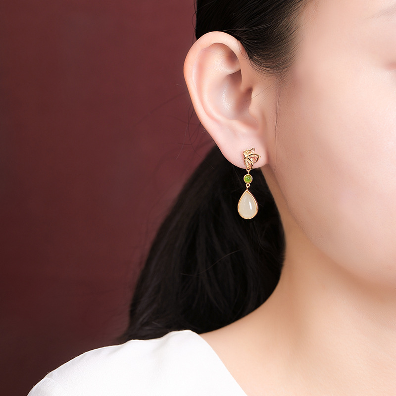 Khuyên tai nữ bạc S925 mạ vàng phong cách Trung Hoa cổ điển hình bướm hoa lụa rỗng giọt nước — Một cặp