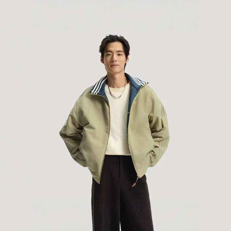 New autumn and winter collection: men's warm cotton jacket, suitable for outdoor activities and casual wear, featuring a retro American style, a stand-up collar, and a reversible design