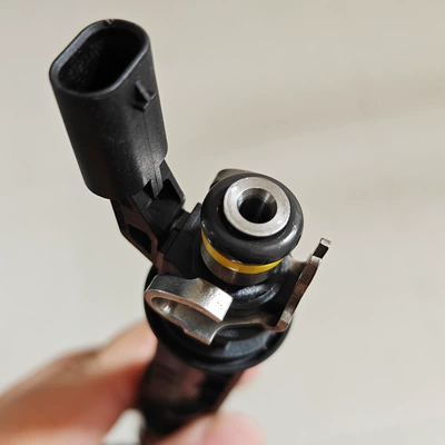 Fuel Injector A2540700700/0261500810 Oil pump, nozzle