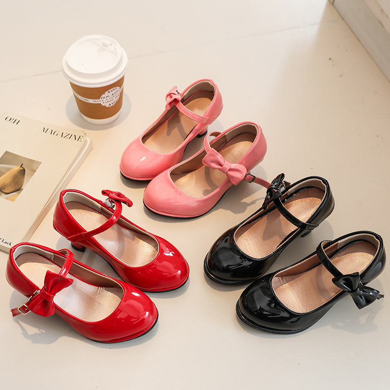 Girls' High-Heeled Princess Shoes 2026 Spring and Autumn New Style for Older Children, Red Student Performance Dance Shoes, Small Leather Shoes Girls' High-Heeled Princess Shoes 2026 Spring and Autumn New Style for Older Children, Red Student Performance Dance Shoes, Small Leather Shoes