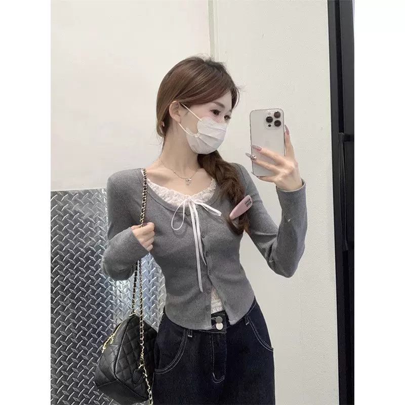 纯欲蕾丝拼接T恤2025春秋新款修身显瘦假两件长袖打底衫上衣女ins