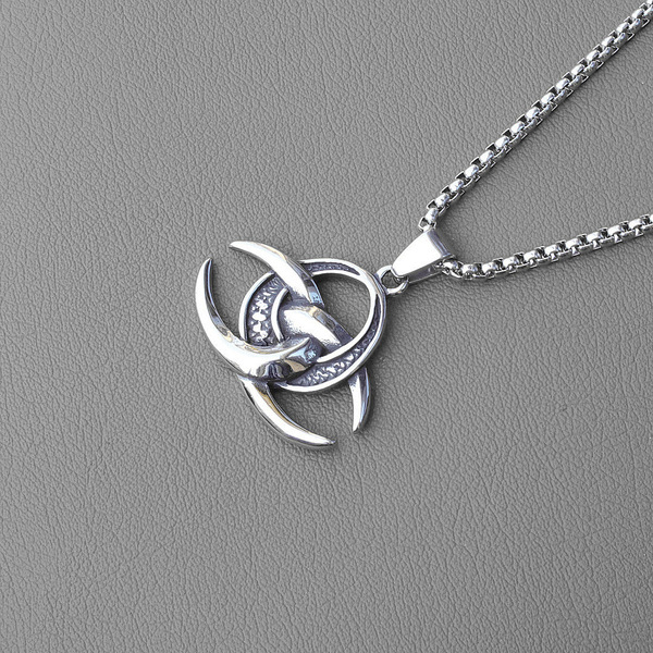 Scandinavian necklace