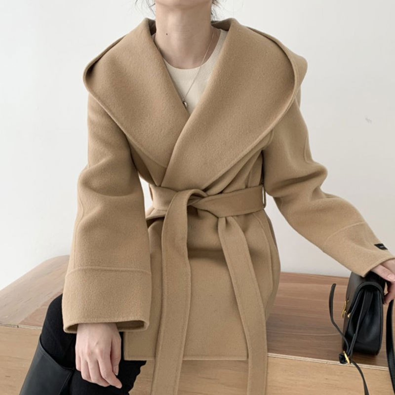 Korean chic Autumn French Temperament Hooded Pocket Design Strap Waist Slimming Solid Color Long Sleeve Woolen Jacket