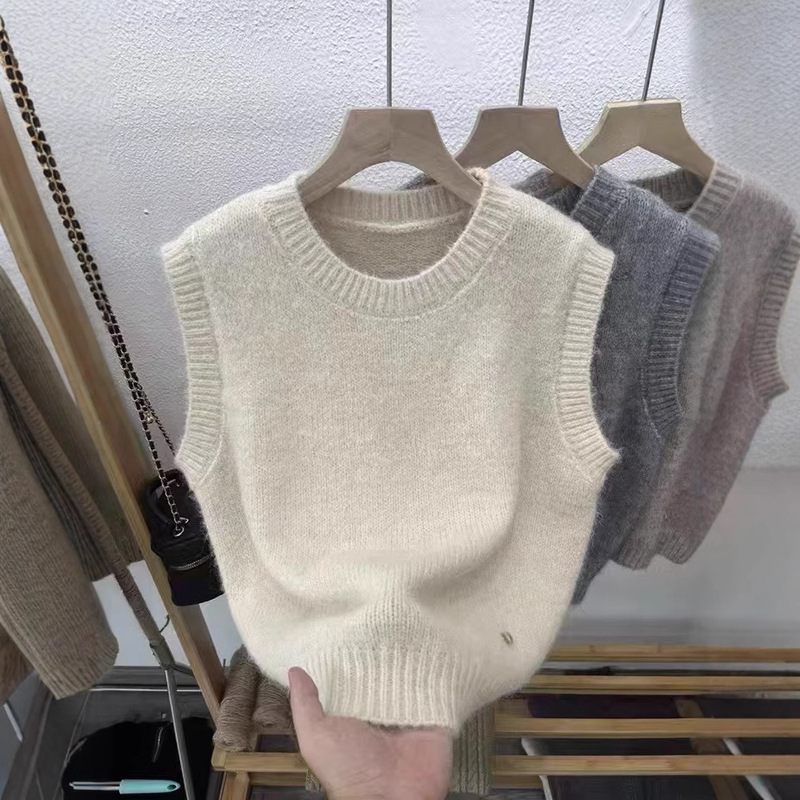 Solid Color Spring & Fall New Pullover Knitted Sweater Vest for Women Winter Outer Shirt Layered Sleeveless Short Korean Style Vest