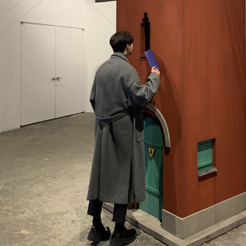 Abrigo de lana largo de estilo coreano de los hombres de moda suelta traje de cuello trench coat Hong Kong estilo hermoso todo-fósforo Otoño e Invierno sobre la rodilla abrigo