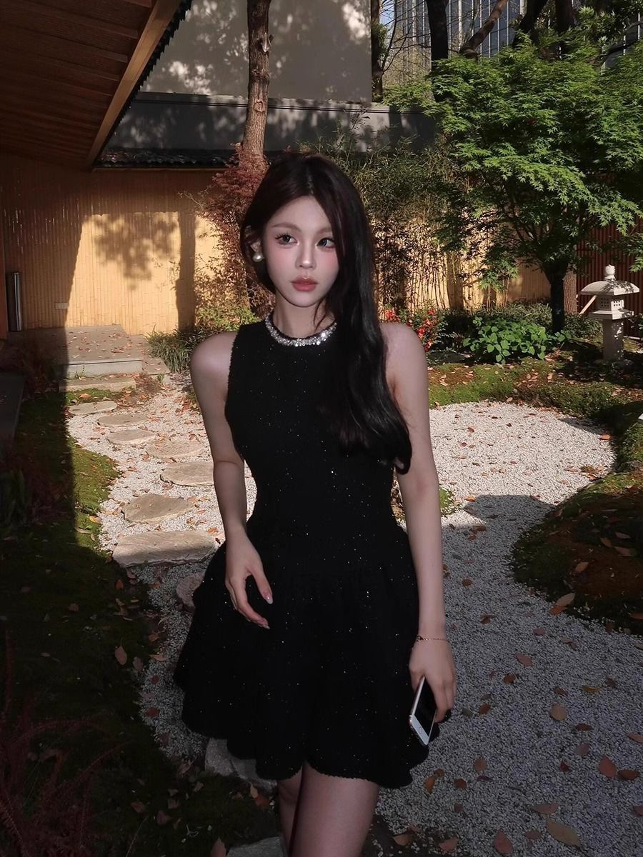 ChicShe Atemberaubendes, tailliertes, elegantes, kurzes schwarzes Kleid im französischen Stil für Damen – perfekt für Geburtstagsfeiern_voghion.com