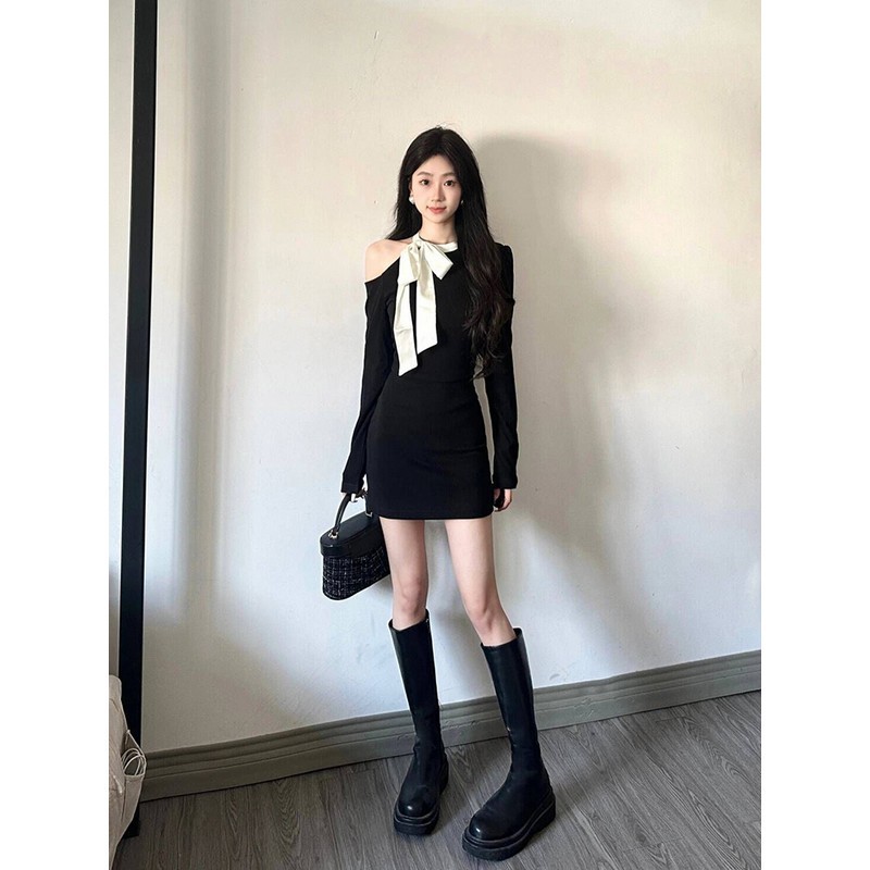 法式纯欲蝴蝶结黑色针织连衣裙子女修身气质露肩包臀a字短裙秋季|undefined