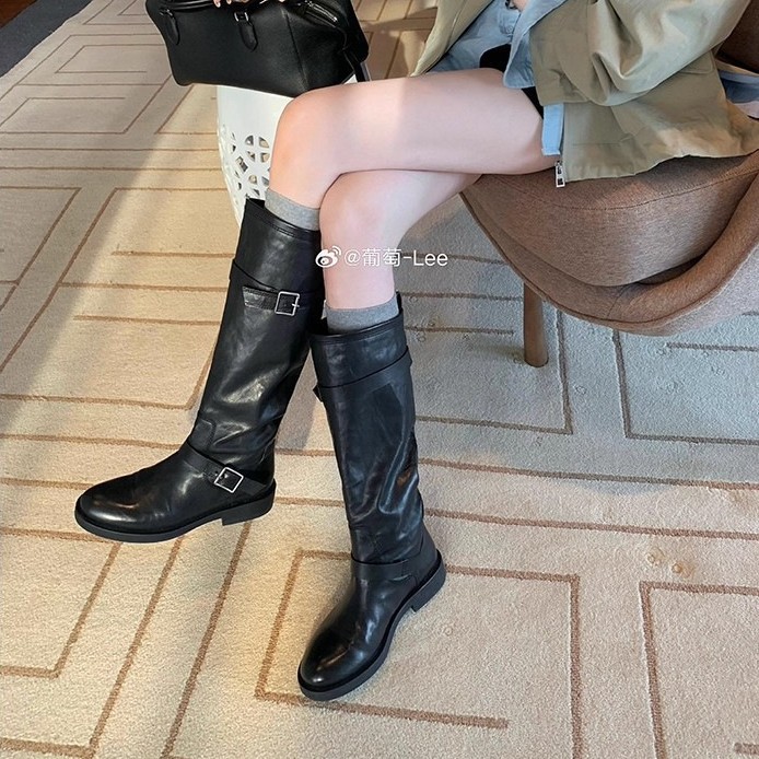 Putao Ma, leather belt, buckle, high boots, round toe, wide stable heel