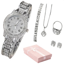 Ůʿ�ی���M����ˮ��ֱ� �¶������������Ů�����lֱ����؛