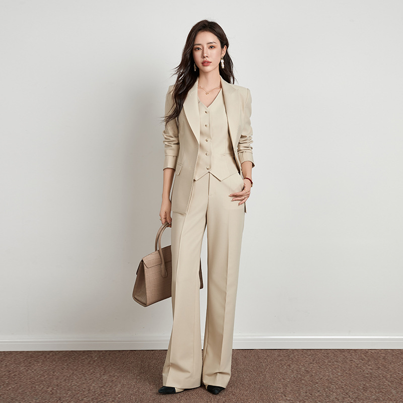 Spring and Autumn Fashion Beige Suit Set for Women Casual Loose Wide-Leg Pants British Style Three-Piece Suit Business Formal Wear