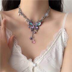 重工の紫色の蝶のネックレスの女性の首の鎖のchokerの軽くて豪華な大衆の設計感の高級な鎖骨の鎖の2025新型