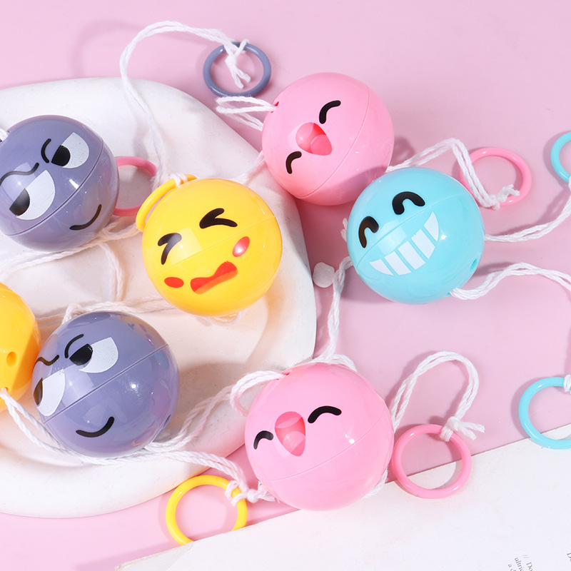 Juguete volante con silbato, coordinación mano-ojo