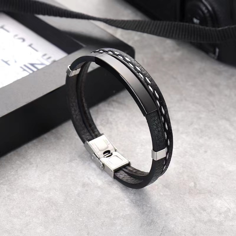 20g Weight wristband, Bracelets Classification 1 Piece Quantity Holiday, Daily Occasion Pu Leather Material Geometric, Customization Laser Engraving Pattern Couple, Men's Gender Retro, Punk, Simple Style Style Braid, Polishing Craft Couple Men's Retro Punk Simple Style Wristband Bracelets Geometric Customization Laser Engraving Pu Leather Braid Men Cord & Leather Bracelets 7