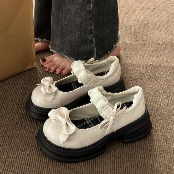 Chunky Heel White Leather Shoes Women's 2025 New Spring and Autumn Japanese Jk College Style Thick Bottom Shallow Mouth Mary Jane Single Shoes