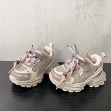 卡通笑脸挂件经典串珠字母绳带宝宝学步老爹鞋2025年冬款男女童鞋