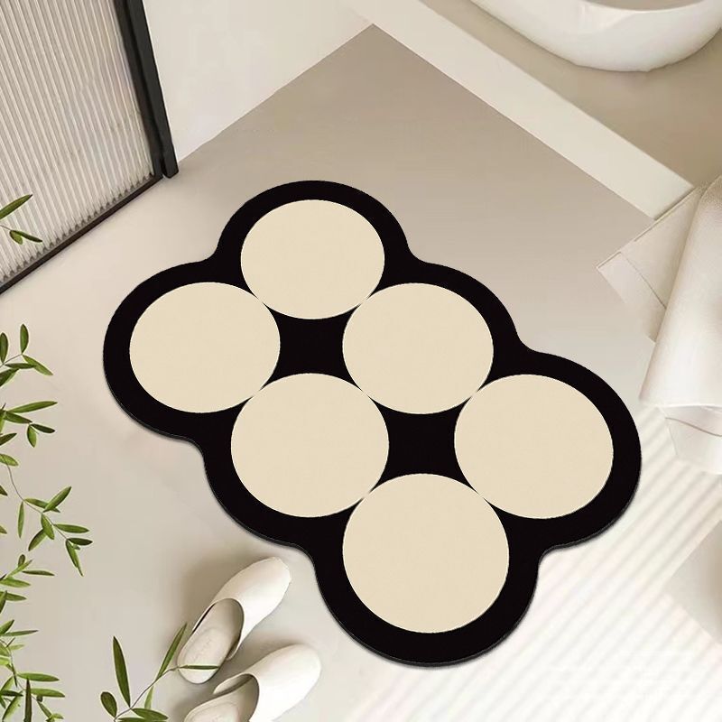 Cross-Border Nordic Light Luxury Floral Irregular Diatomaceous Earth Floor Mat Bathroom Absorbent Mat Non-Slip Bath Mat