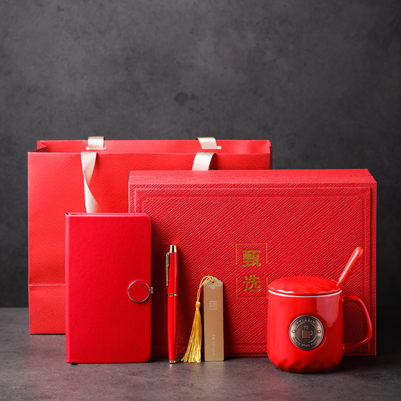 Taza de cerámica Juego de regalo de empresa Cuaderno Firma de libro Taza de bolígrafo Taza de café Regalo de mano con LOGOTIPO