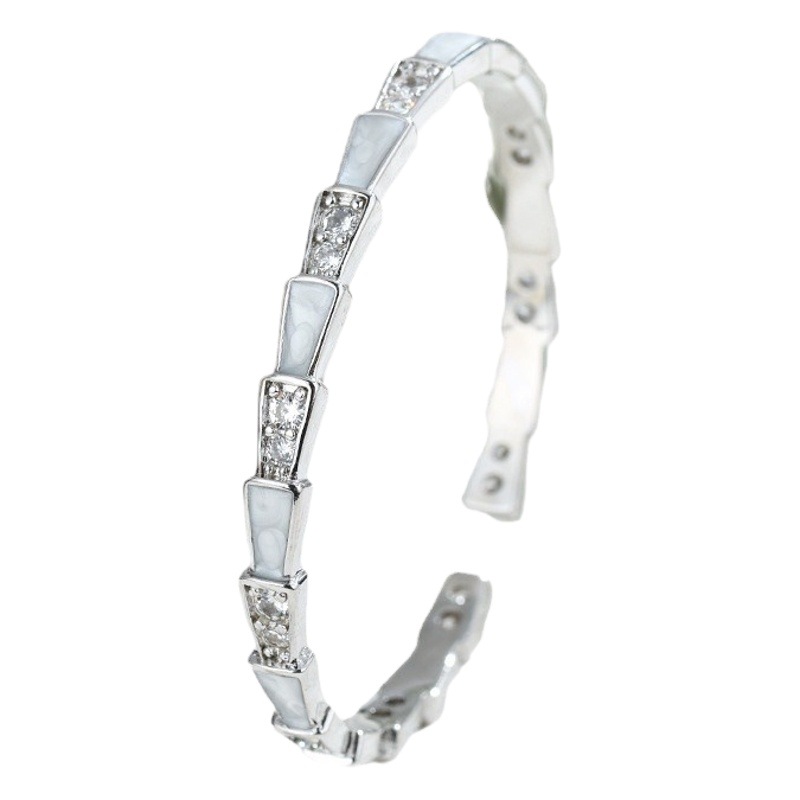 Pulsera de Hueso de Serpiente de Moda en TikTok para Mujer, Pulsera de Lujo Ligero de Alta Gama, Pulsera Abierta Ajustable Estilo Ins