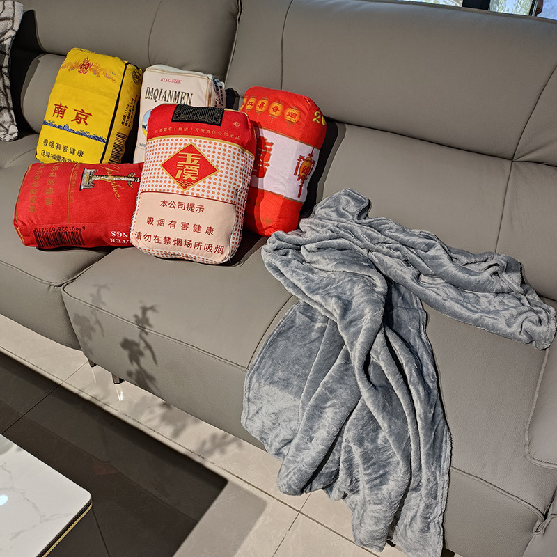 Simulación de cigarrillos almohada juguetes de peluche cajas de cigarrillos chino Yuxi para el regalo del Día del Padre para los niños almohada