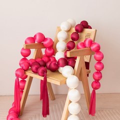 ロマンチックな新婚の結婚式の部屋の装飾フォームボールストリング装飾赤いボールストリングフォームボールストリング結婚式
