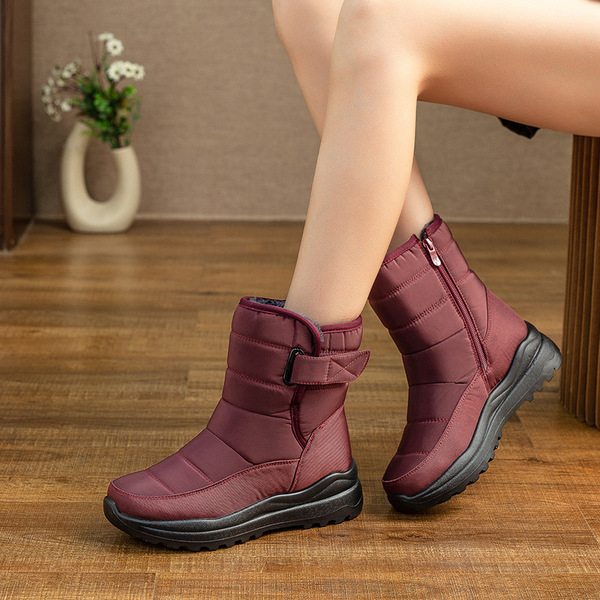 demi-season warm boots with velcro