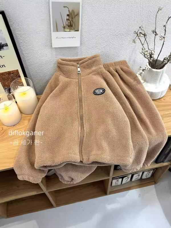 新型子供秋冬立襟両面パイルセーターセット男女児童ソフトモチモチジャケットズボン2点セット潮|undefined