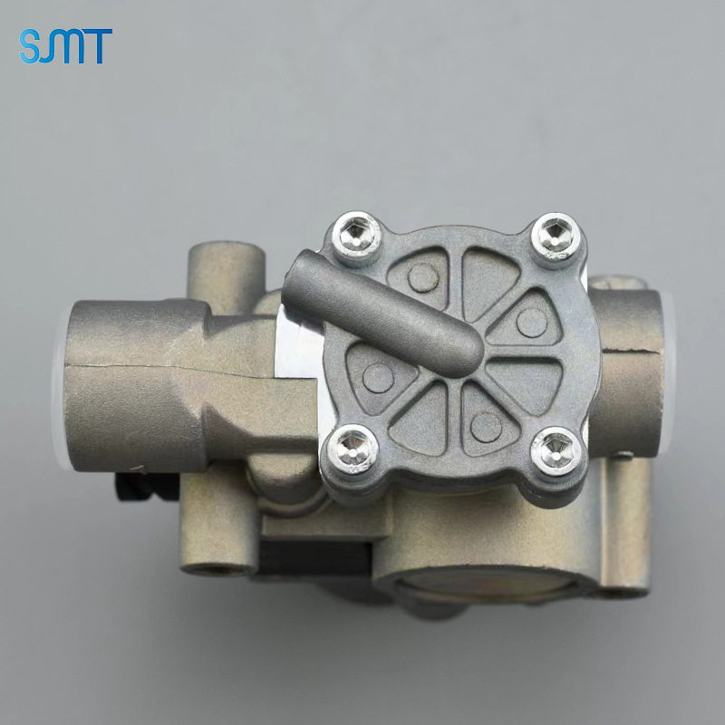 Los accesorios europeos del autobús del camión pesado de SMT parte la válvula de retransmisión 4721950180