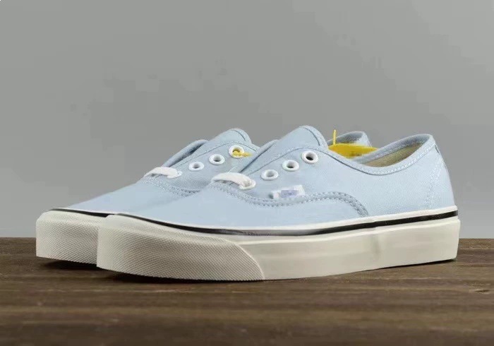 Putian Vance nuevo Anaheim rojo verde sólido zapatos de mujer era baja pareja zapatos de lona para hombres y mujeres
