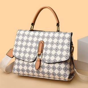 �μ��Ů�OӋС��������2023�¿�s�ٴ�Ů���ļ�ͨ�������Ů��