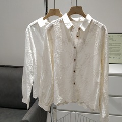 フランスレースの裾は甘くて清新で、自然な重工刺繍が精巧で、文芸風の長袖のシャツの女性の綿のシャツです。