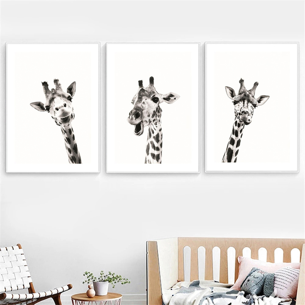 Modern Canvas Painting Scandinavian Simple Cartoon Animal Giraffe Kidsren's Room Decoration Painting Living Room Hanging Painting Spray Painting Core