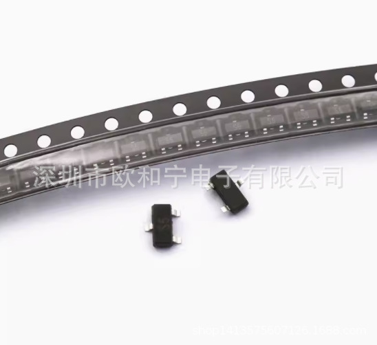 Unr211M00B Unr9215J0L Ut2312G-Ae3-R Wnm2016-3/Tr Xc61Cc4002M