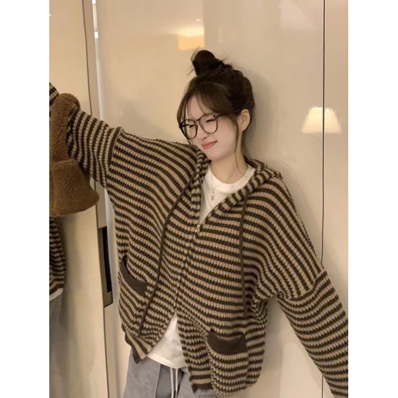 (2개) 레트로 소프트 왁스 가을 겨울 한국 스타일 패션 캐주얼 느슨한 올매치 후드 지퍼 컬러 대조 긴 소매 스웨터 여성 의류