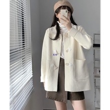 新年战袍早春毛呢外套女春秋新款学院风牛角扣中长款加厚秋冬上衣