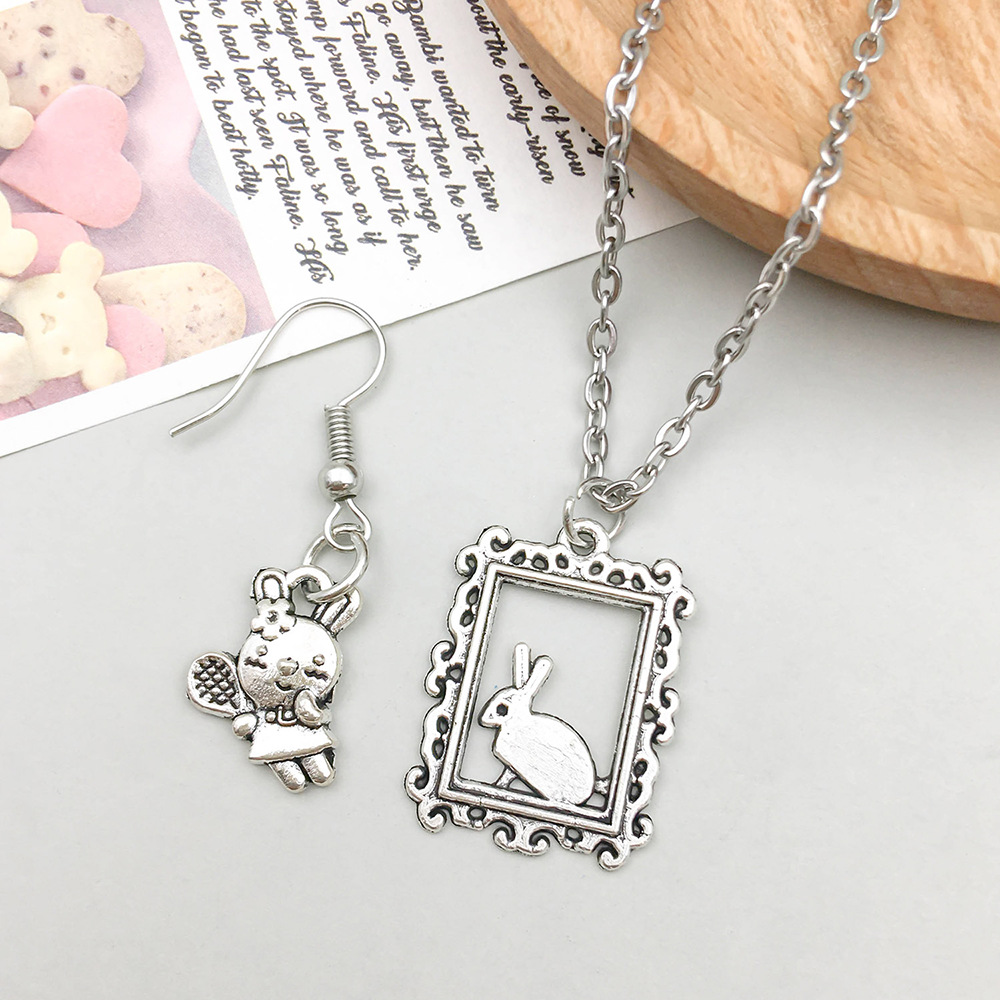 2g Weight Pendant Jewelry Making Type 17*24mm Jewelry Making Size DIY Jewelry Accessories Classification 11 Models, 2 Each, 22/Bag Quantity Zinc alloy Material Rabbit Pattern Polished Finish Plating Design Cute Style 11 Models, 2 Each, 22/Bag 17*24mm Zinc Alloy Rabbit Polished Pendant 无
