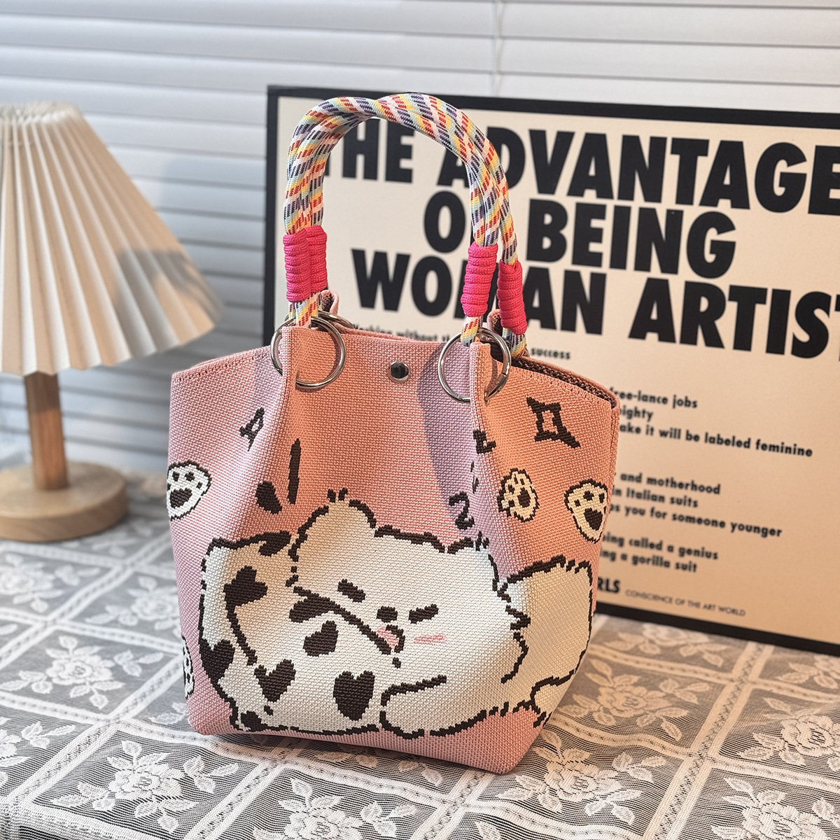 ニットハンドバッグ、ニッチデザインバケットバッグ、トートバッグ、ハンドバッグ、カジュアルで多用途なショルダーバッグ、ニットポータブルバッグ